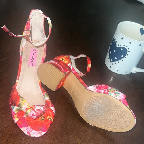 Betsey Johnson Floral Heels - Red, Pink, and Yellow - Picture 3 of 5
